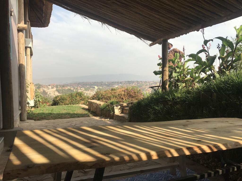 Pili Pili Boutique Hotel Кигали Стая снимка