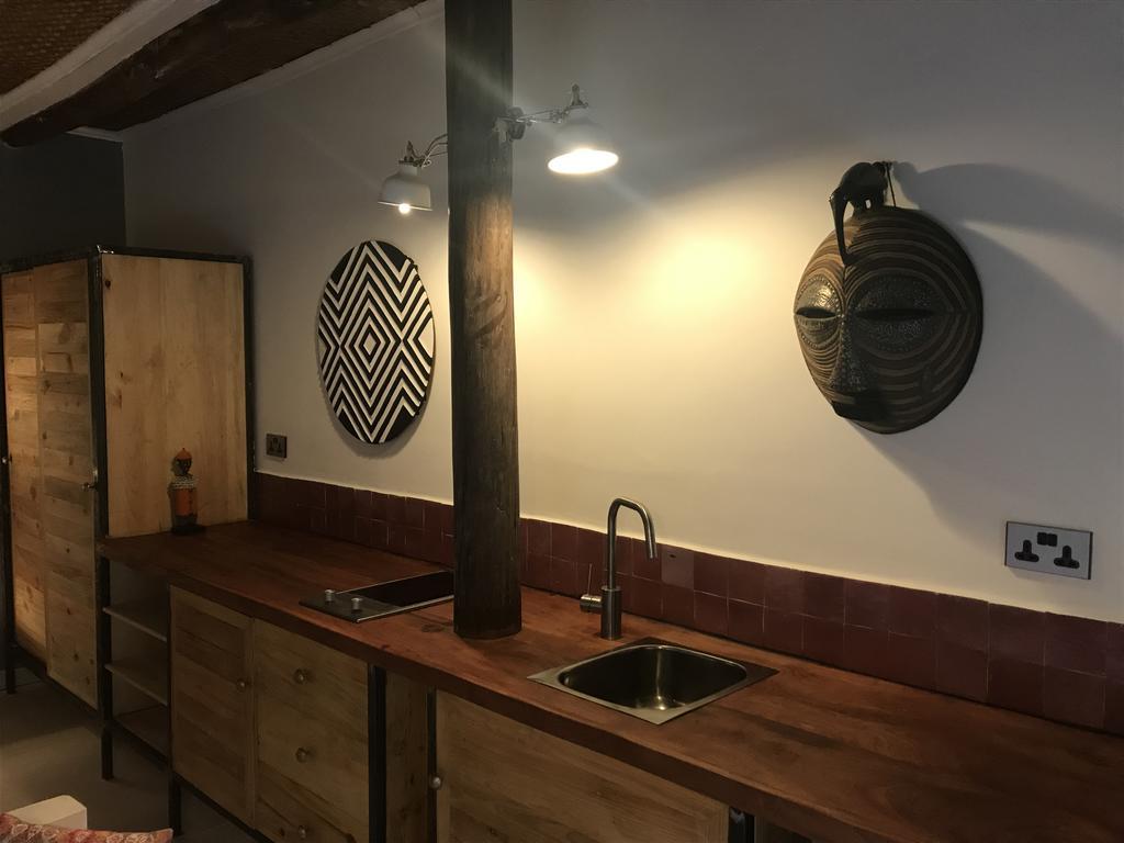 Pili Pili Boutique Hotel Кигали Стая снимка