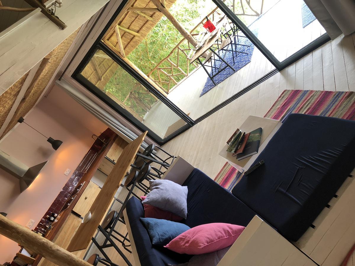 Pili Pili Boutique Hotel Кигали Екстериор снимка